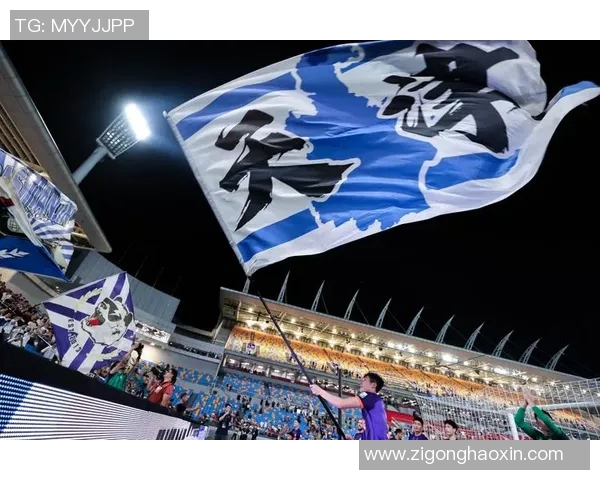 球迷齐声高唱国歌全场合唱画面震撼人心瞬间让人热血沸腾